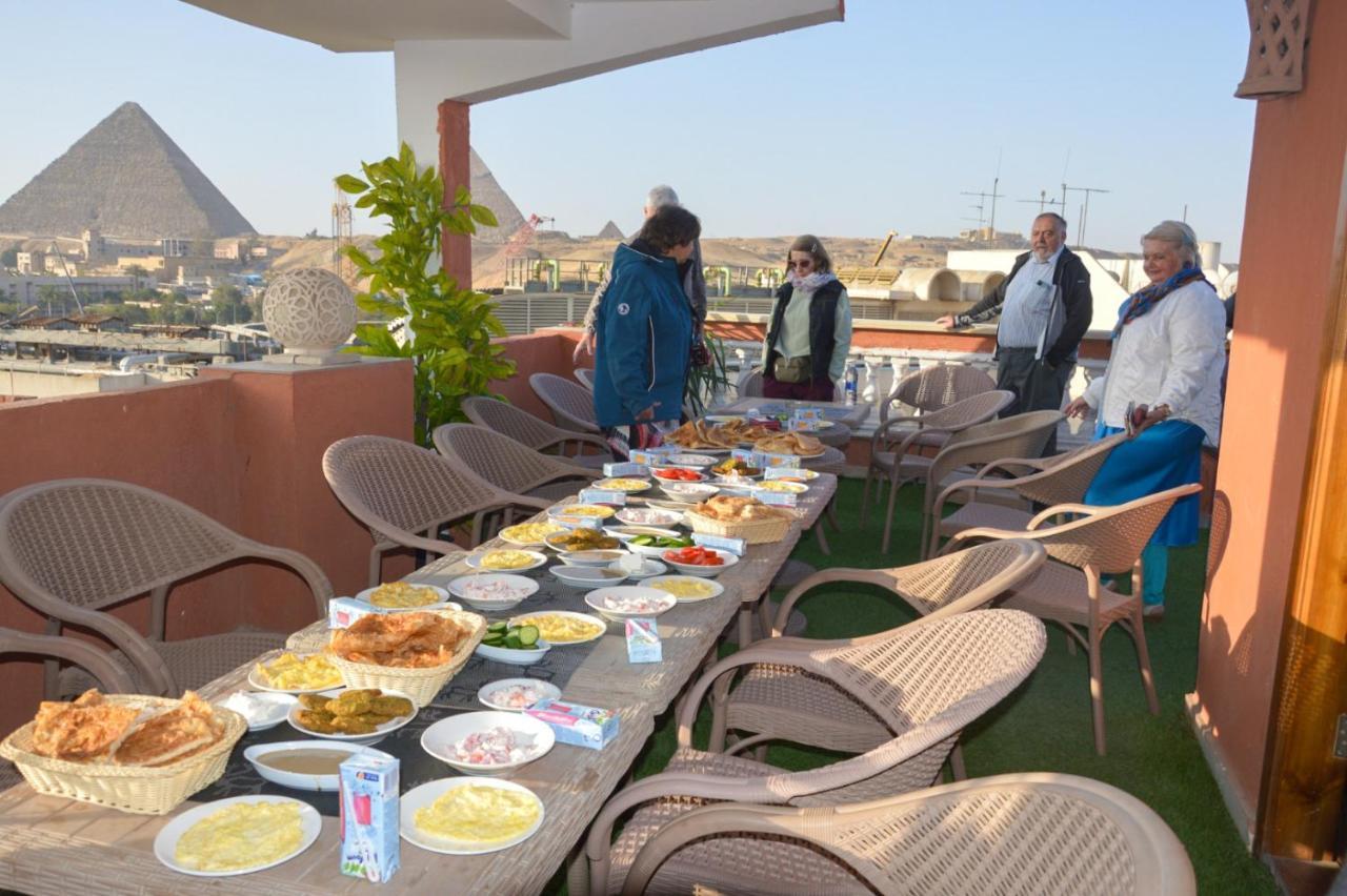 Grand Pyramids In Hotell Giza Exteriör bild