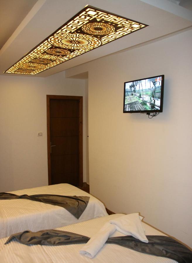 Grand Pyramids In Hotell Giza Exteriör bild