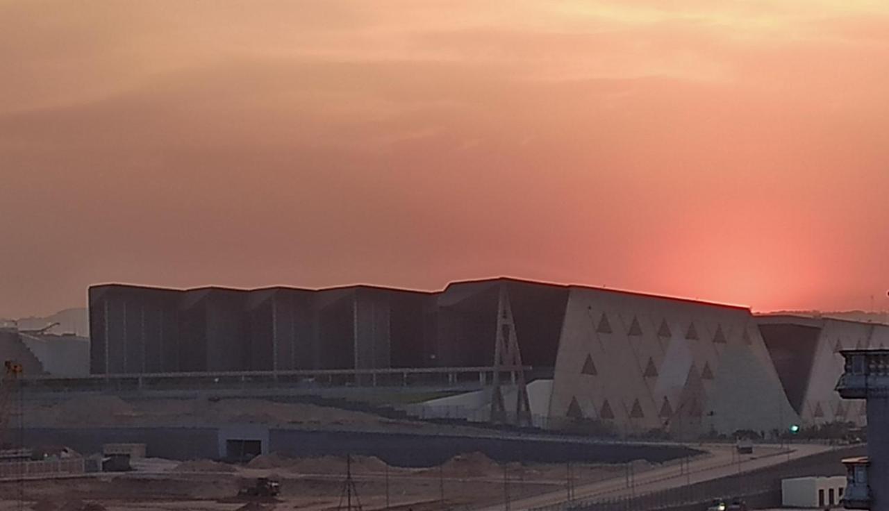 Grand Pyramids In Hotell Giza Exteriör bild
