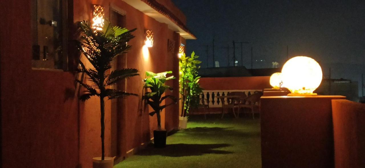 Grand Pyramids In Hotell Giza Exteriör bild